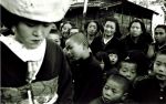テーマ 花嫁さんだー/新潟県小千谷市(昭和30年1955.11撮影)昭32卒 野中 昭夫